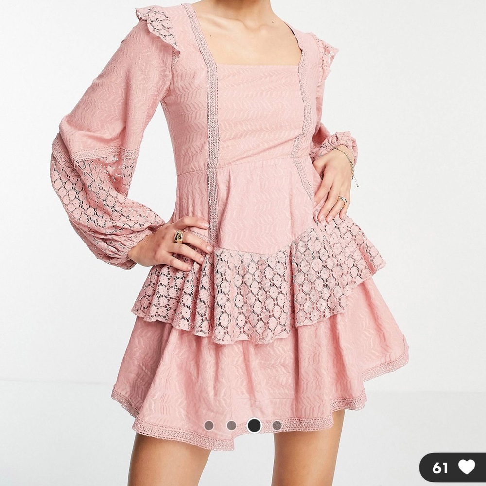 White sand cotton mini dress. Color: blush.